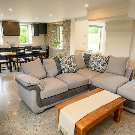 הוילה Killarney Old School Road Sleeps 6 מראה חיצוני תמונה
